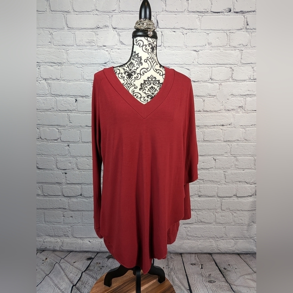 Soft Surroundings women's top Long Sleeve Stretch Knit Faux Shawl Size L BBIN